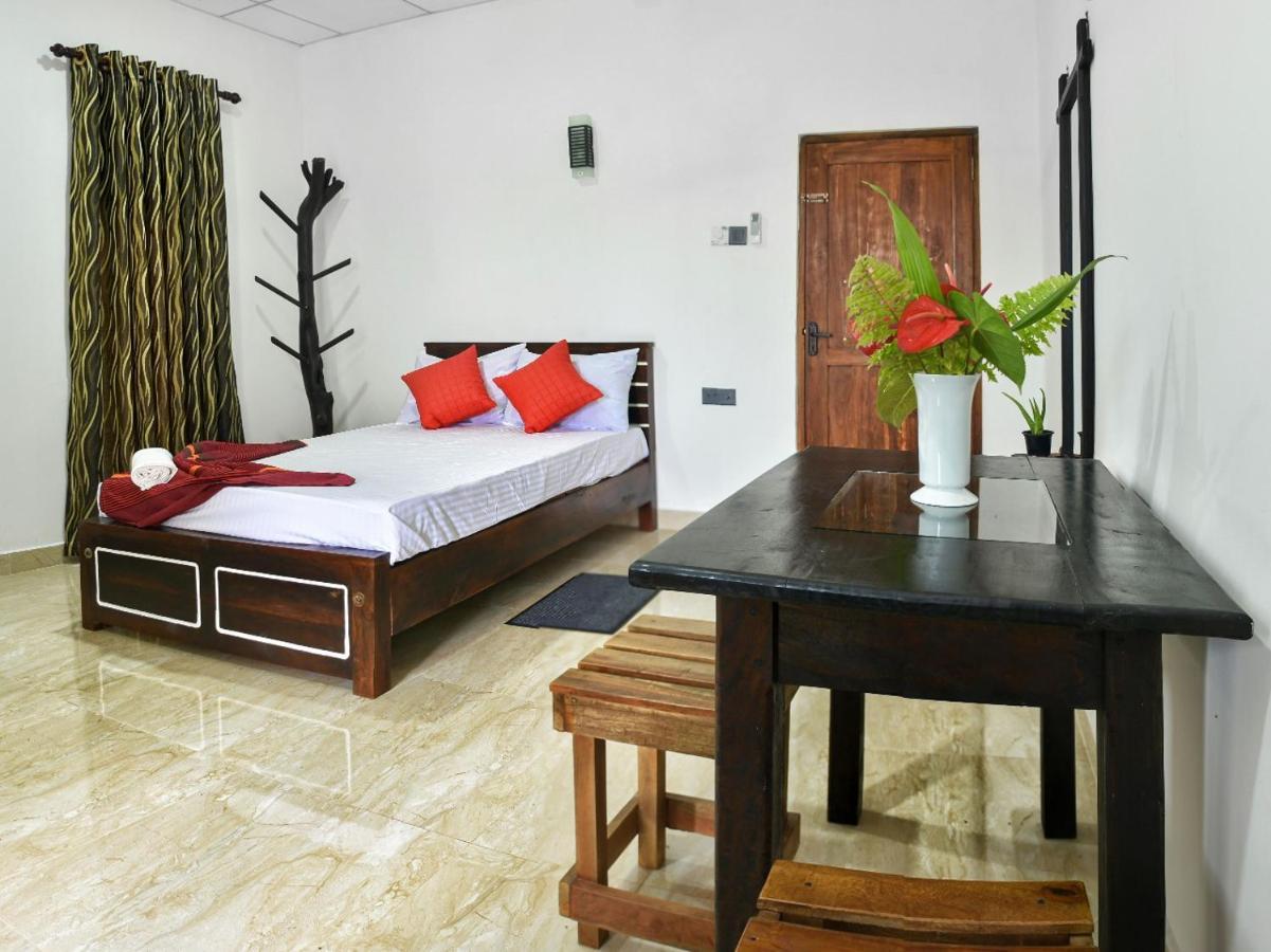 Antharaa Villa Anuradhapura Exterior foto